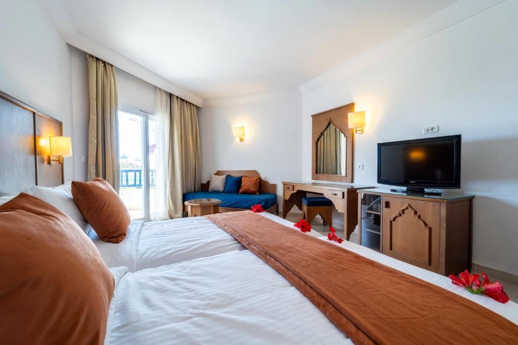 هتل ادن یاسمین ریزورت